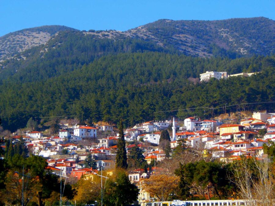 Xanthi 2022: A Minority Teenager Attached
